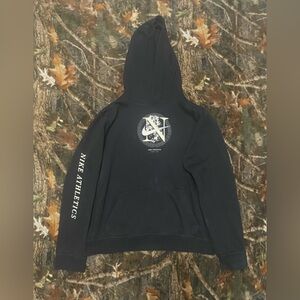 Nike Athletics Pull Over Hoodie Boys Size XL